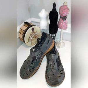 Propet Leather Jenna Sandal NWOB Size 12X (EE)